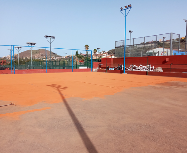 pista de tenis de tierra batida en Gran Canaria
